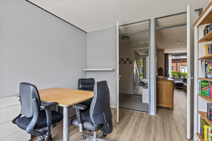 Foto 11 van De Wiese 14