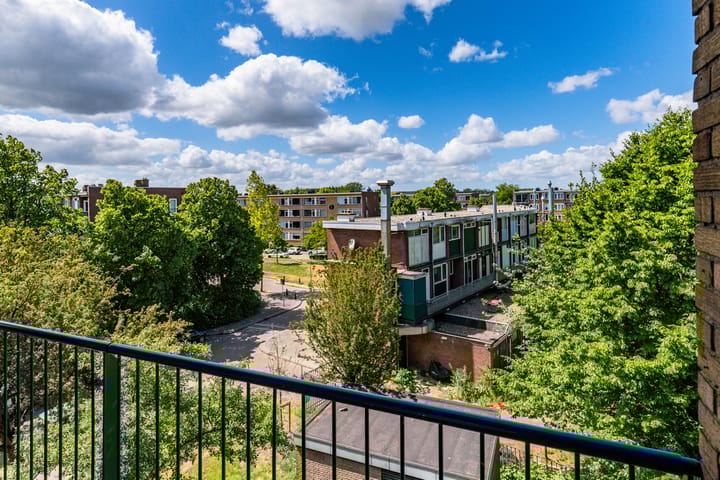 Foto 12 van Willem de Mérodestraat 63