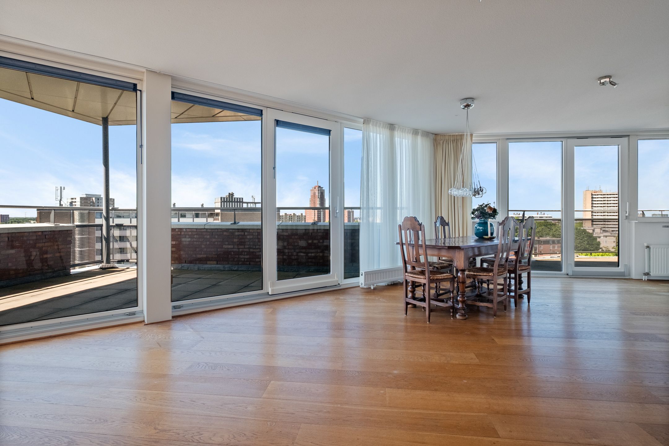 Foto 12 van Marthalaan 3-84