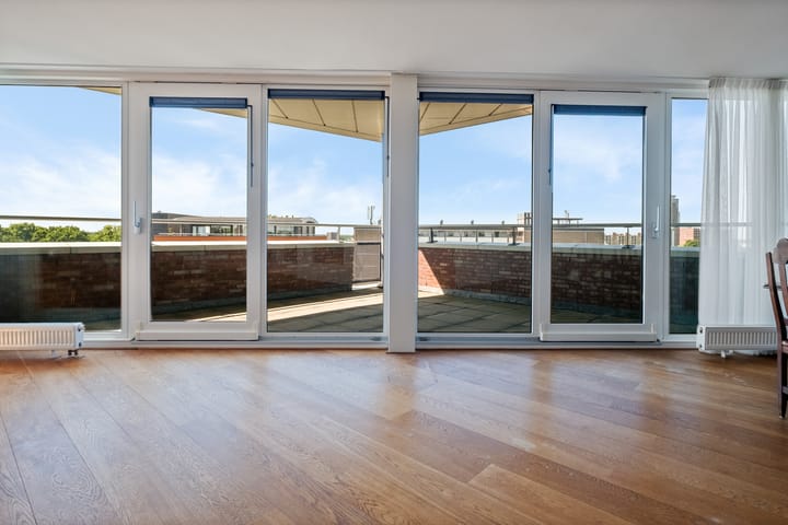 Photo 17 of Marthalaan 3-84