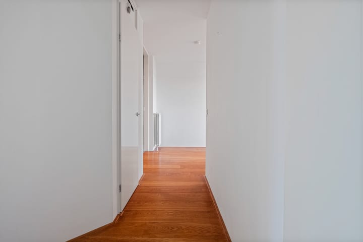 Photo 36 of Marthalaan 3-84