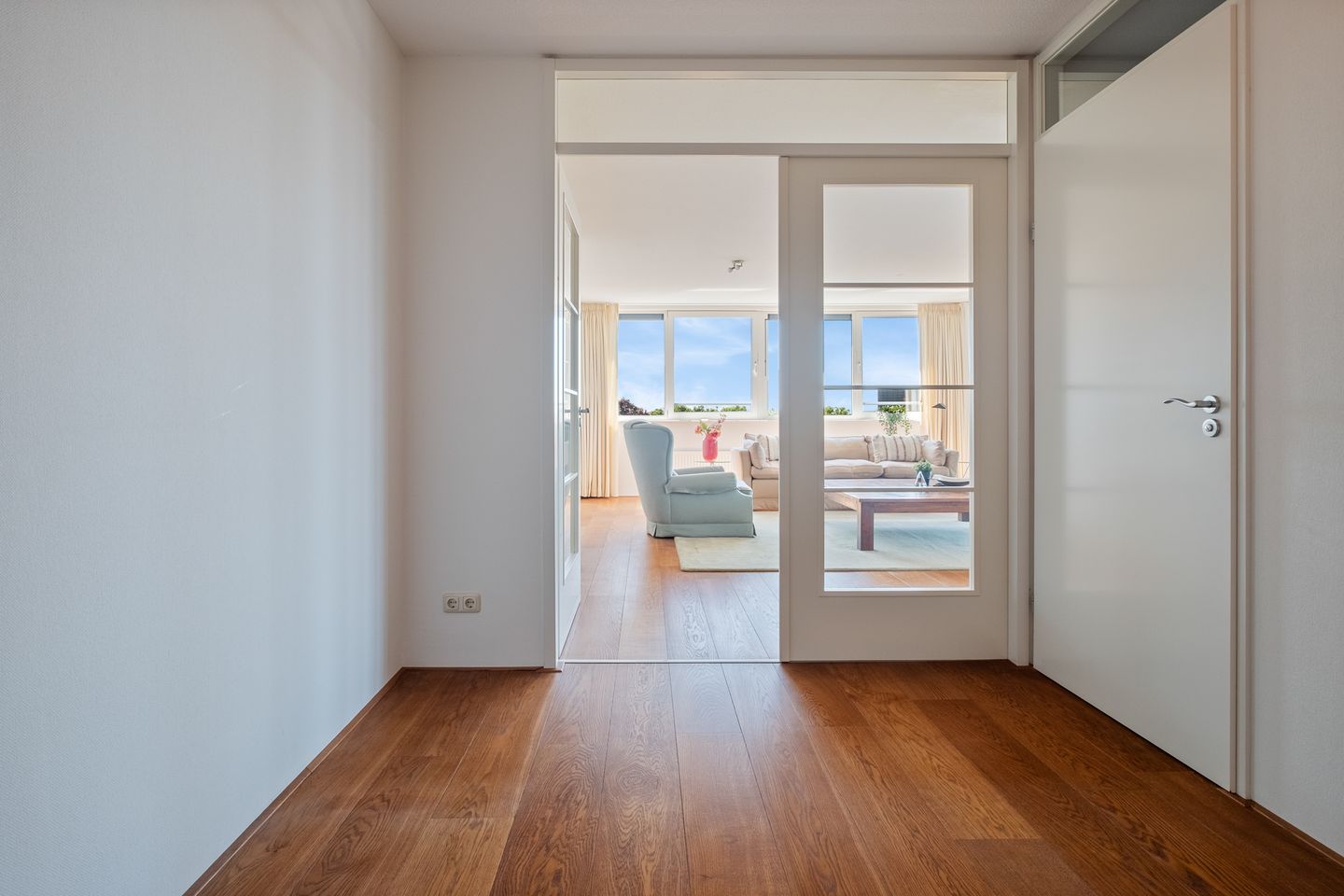 Foto 40 van Marthalaan 3-84