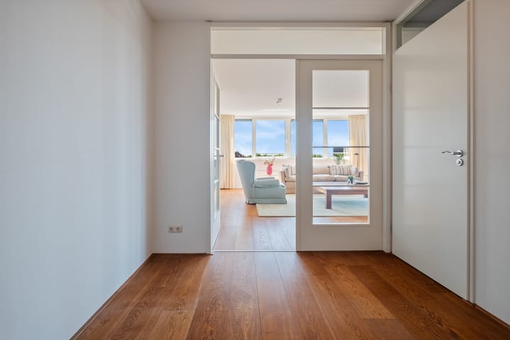 Photo 40 of Marthalaan 3-84