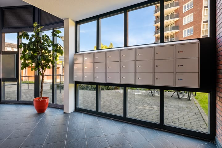 Photo 42 of Marthalaan 3-84