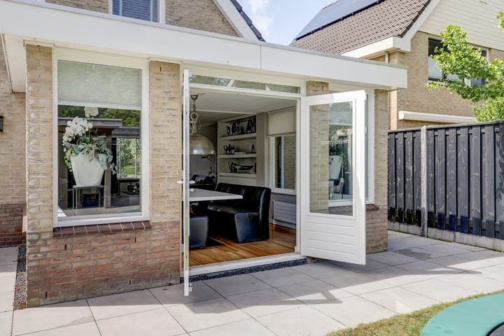 Foto 13 van Gele Varaan 30