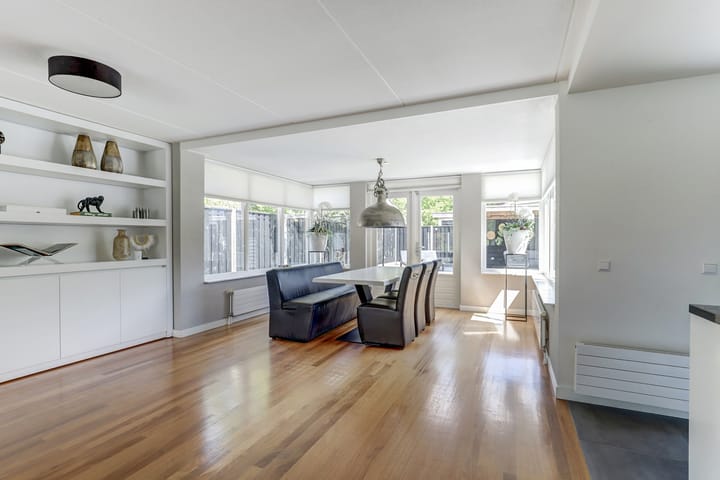 Foto 14 van Gele Varaan 30