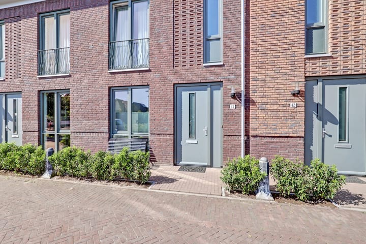 Photo 4 of Rozenhofstraat 44