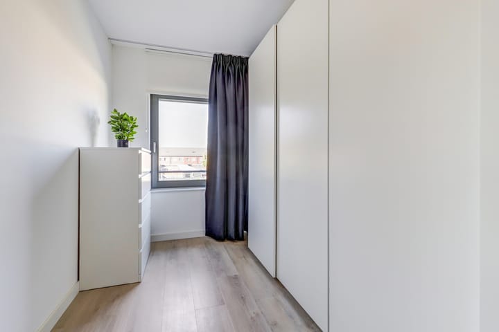 Photo 22 of Rozenhofstraat 44