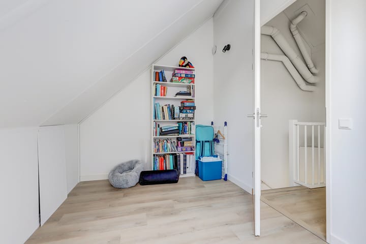 Photo 27 of Rozenhofstraat 44