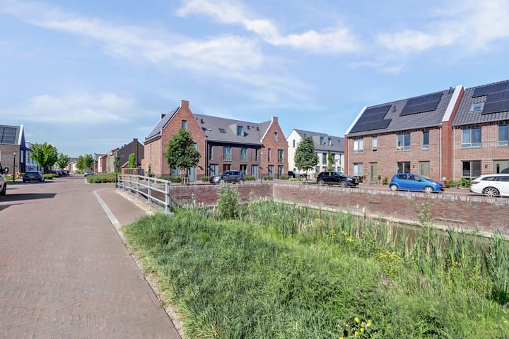 Photo 36 of Rozenhofstraat 44