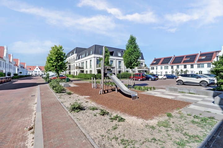 Photo 37 of Rozenhofstraat 44
