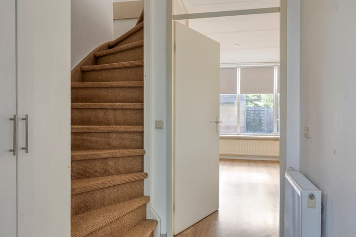 Foto 7 van Staringplein 6