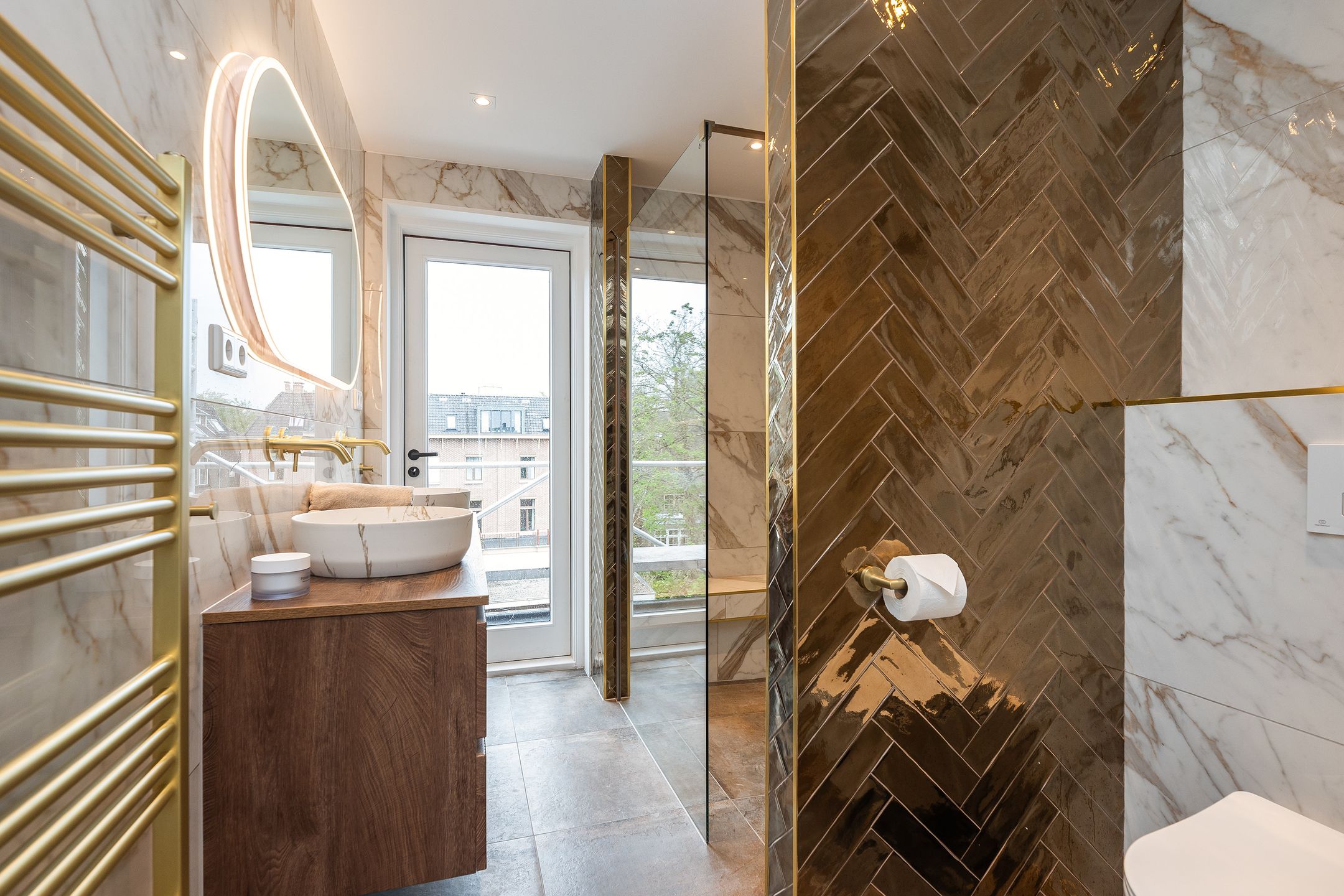 Foto 3 van Venestraat 7-A