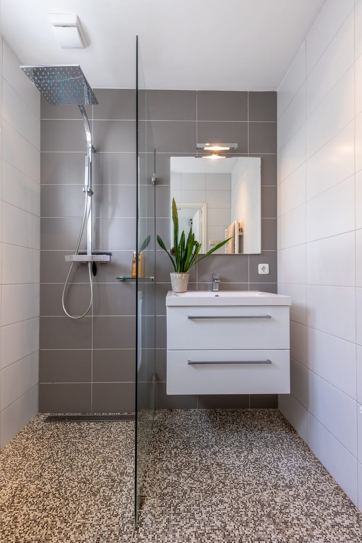 Foto 12 van Helmhorstweg 7