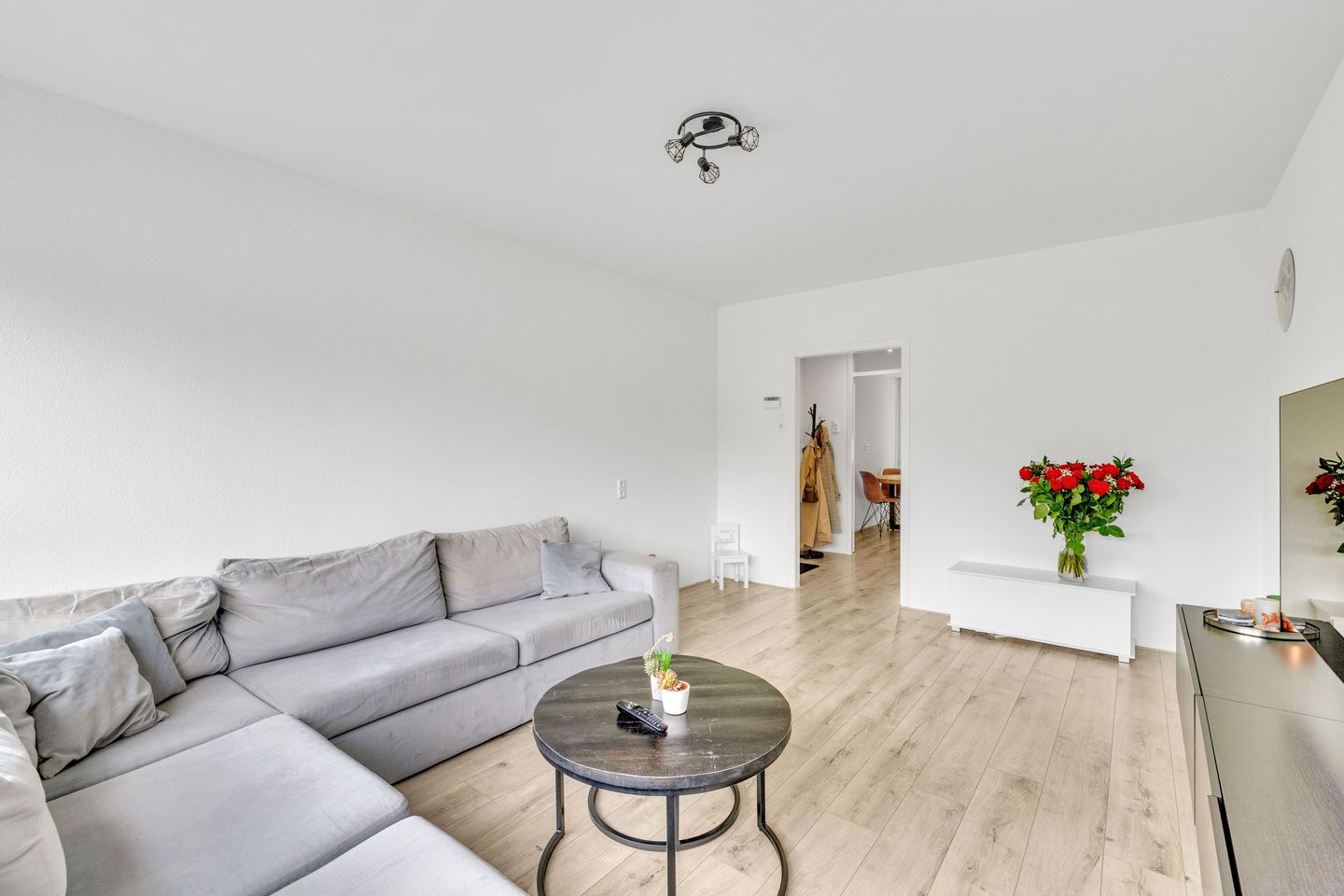 Foto 14 van Burgemeester Van Haarenlaan 875-B