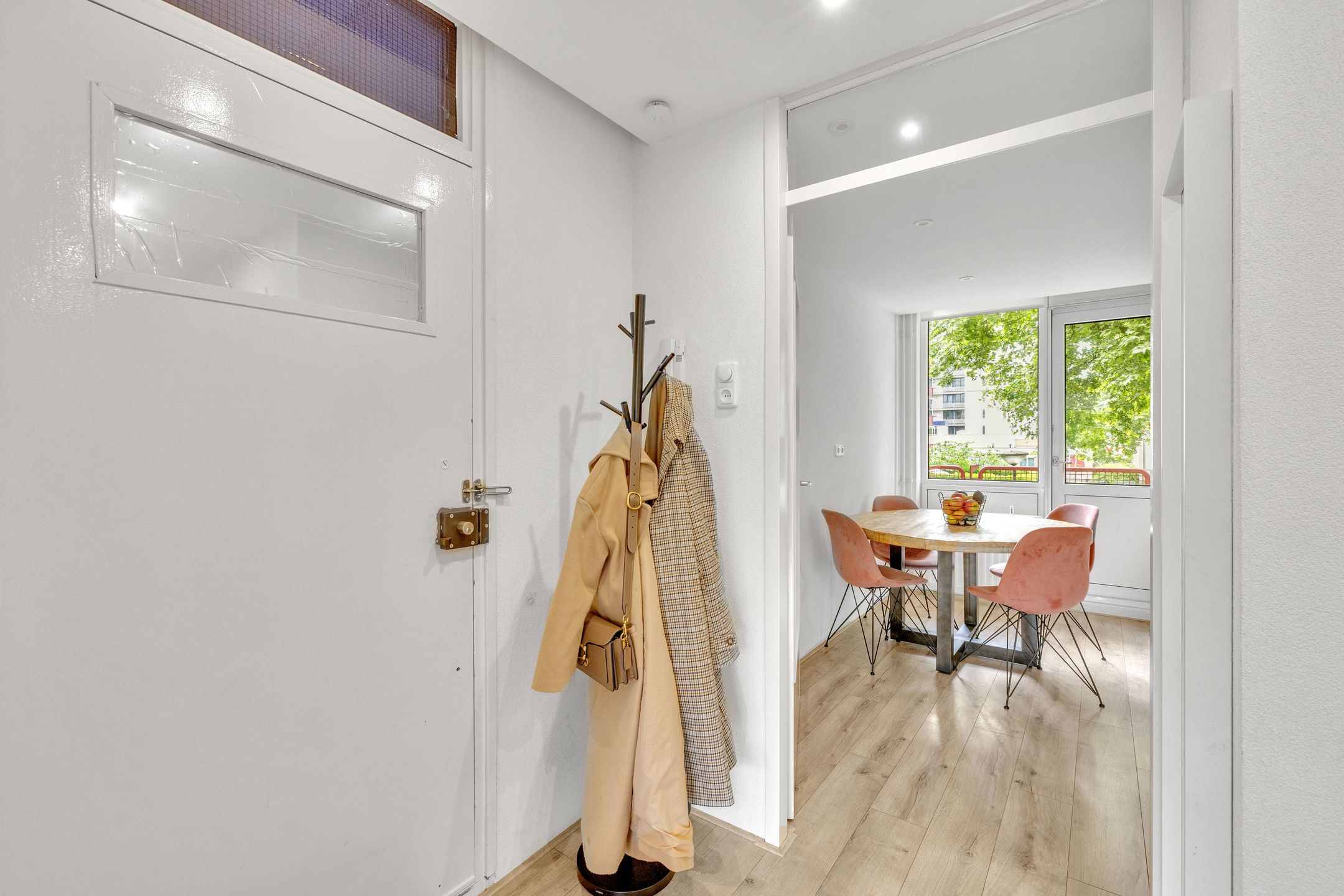 Foto 15 van Burgemeester Van Haarenlaan 875-B