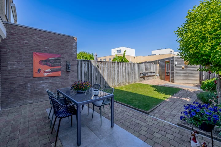 Foto 35 van Aïda 15