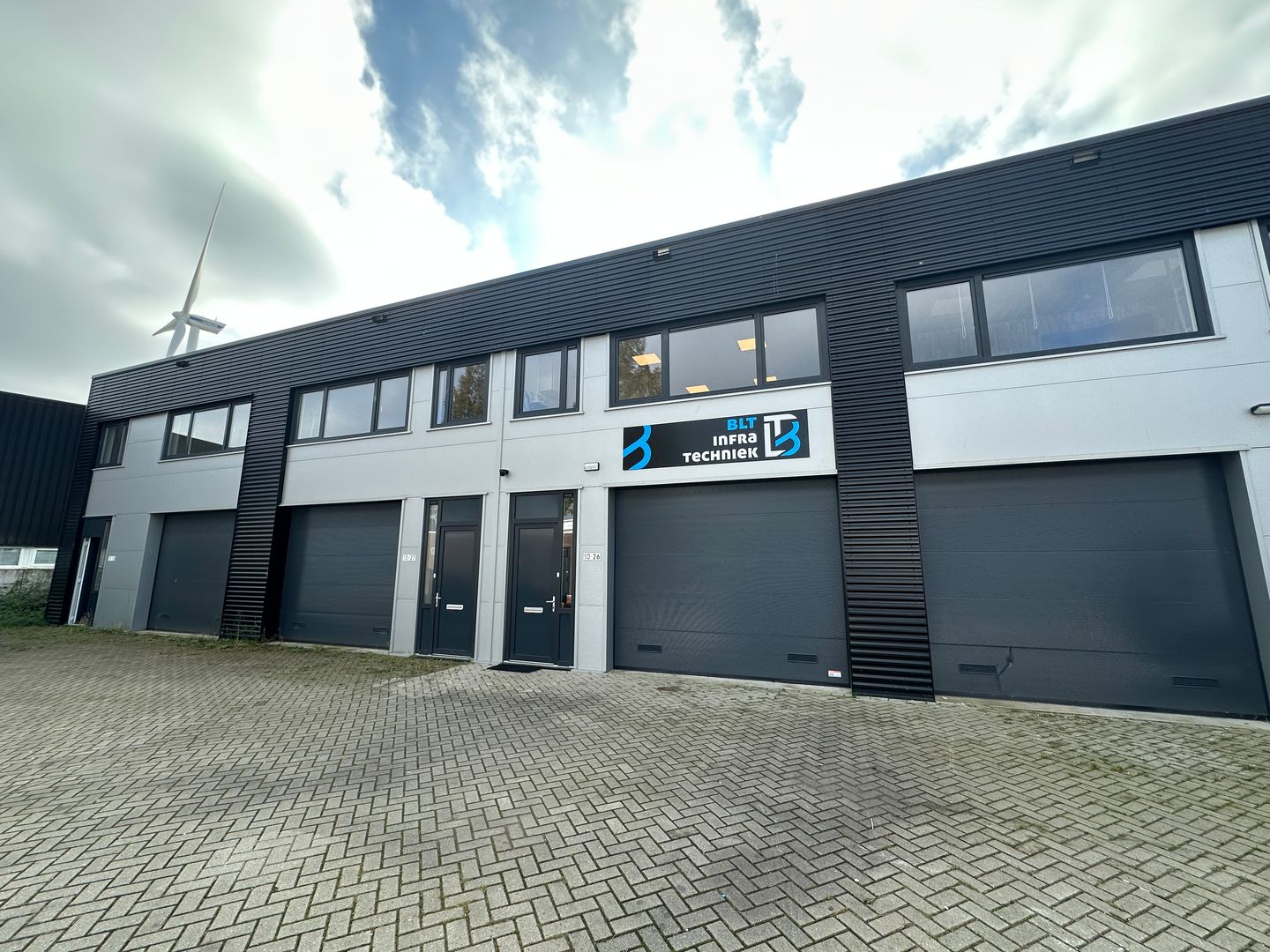 View photo 1 of Aluminiumstraat 10-28