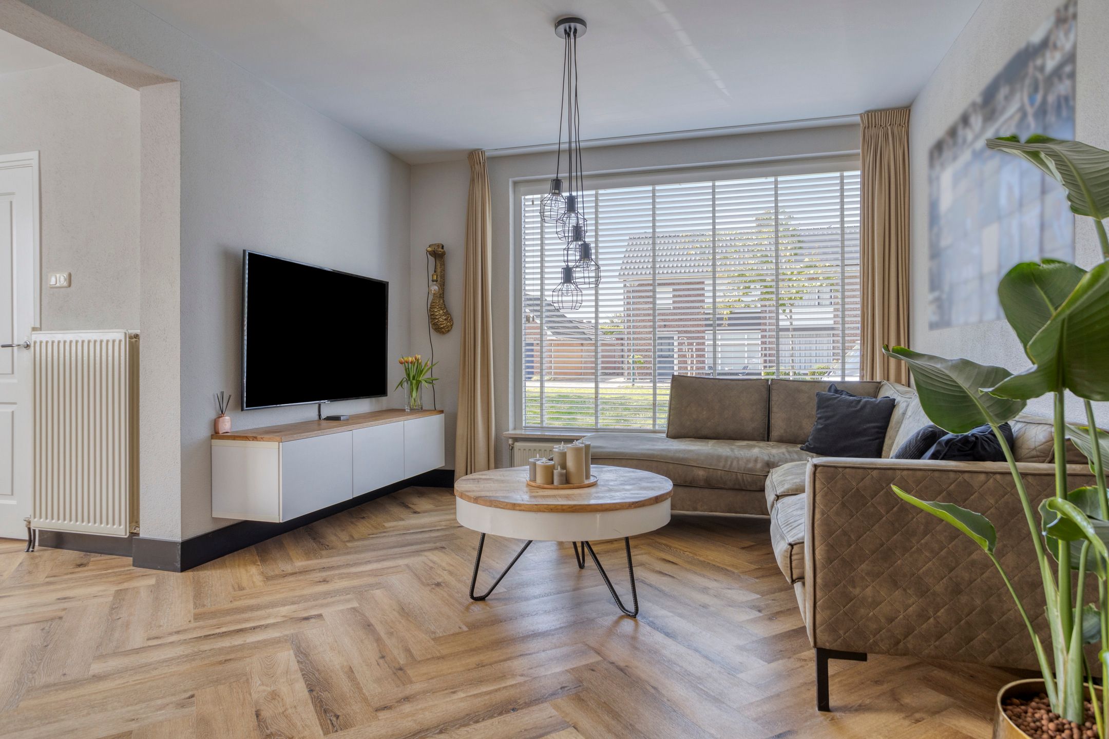 Foto 6 van Burgemeester van der Weidenlaan 56