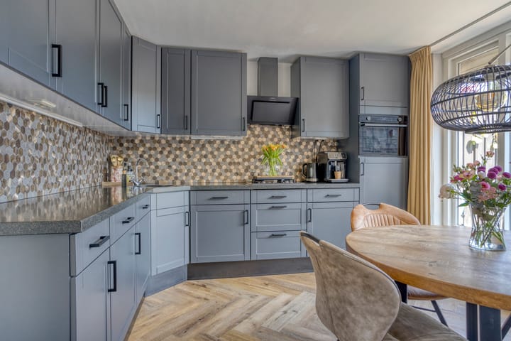 Foto 13 van Burgemeester van der Weidenlaan 56