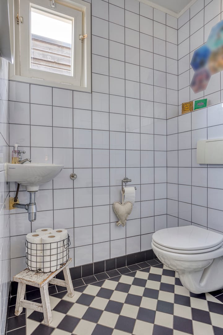 Foto 15 van Burgemeester van der Weidenlaan 56