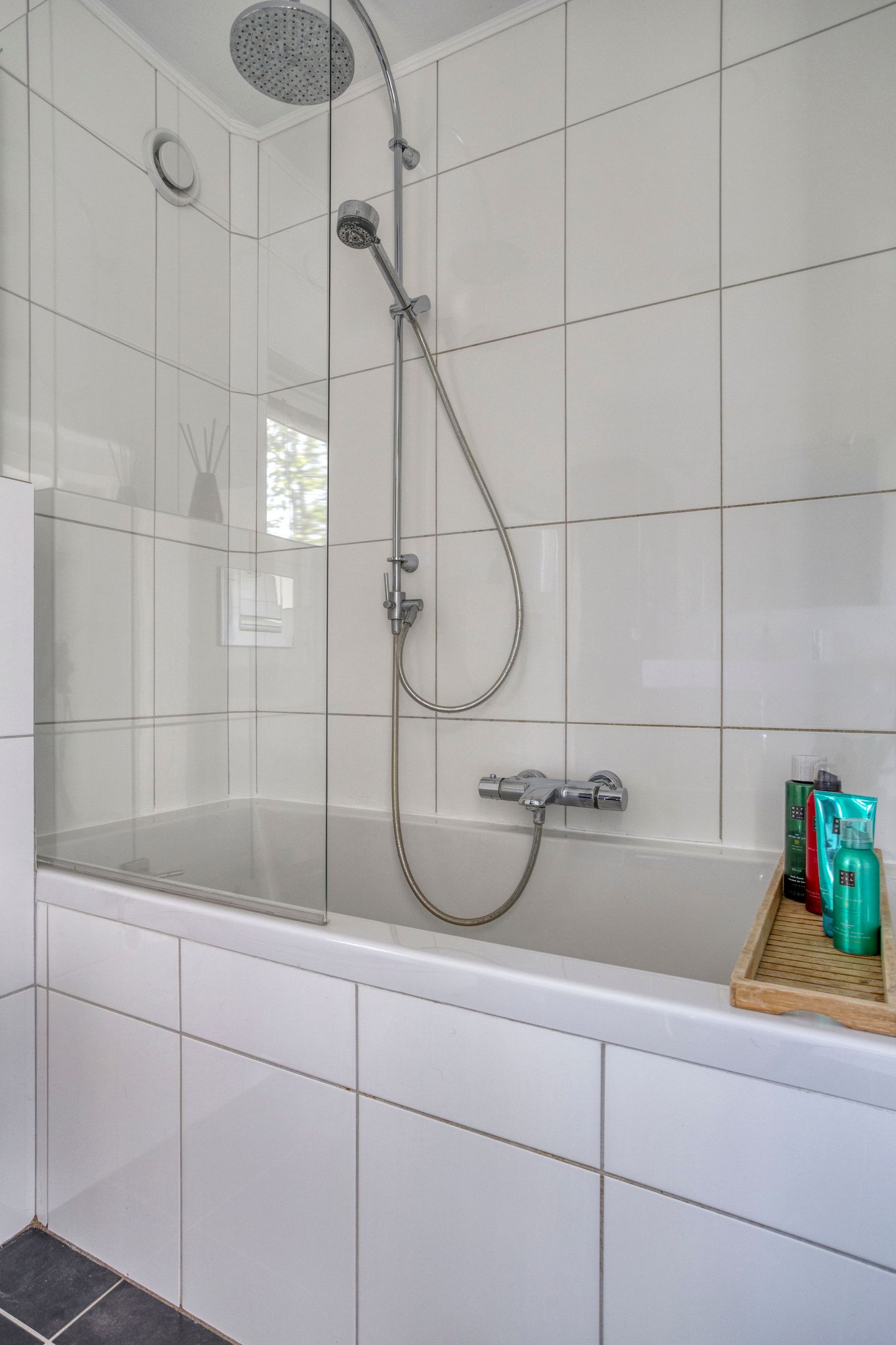 Foto 20 van Burgemeester van der Weidenlaan 56