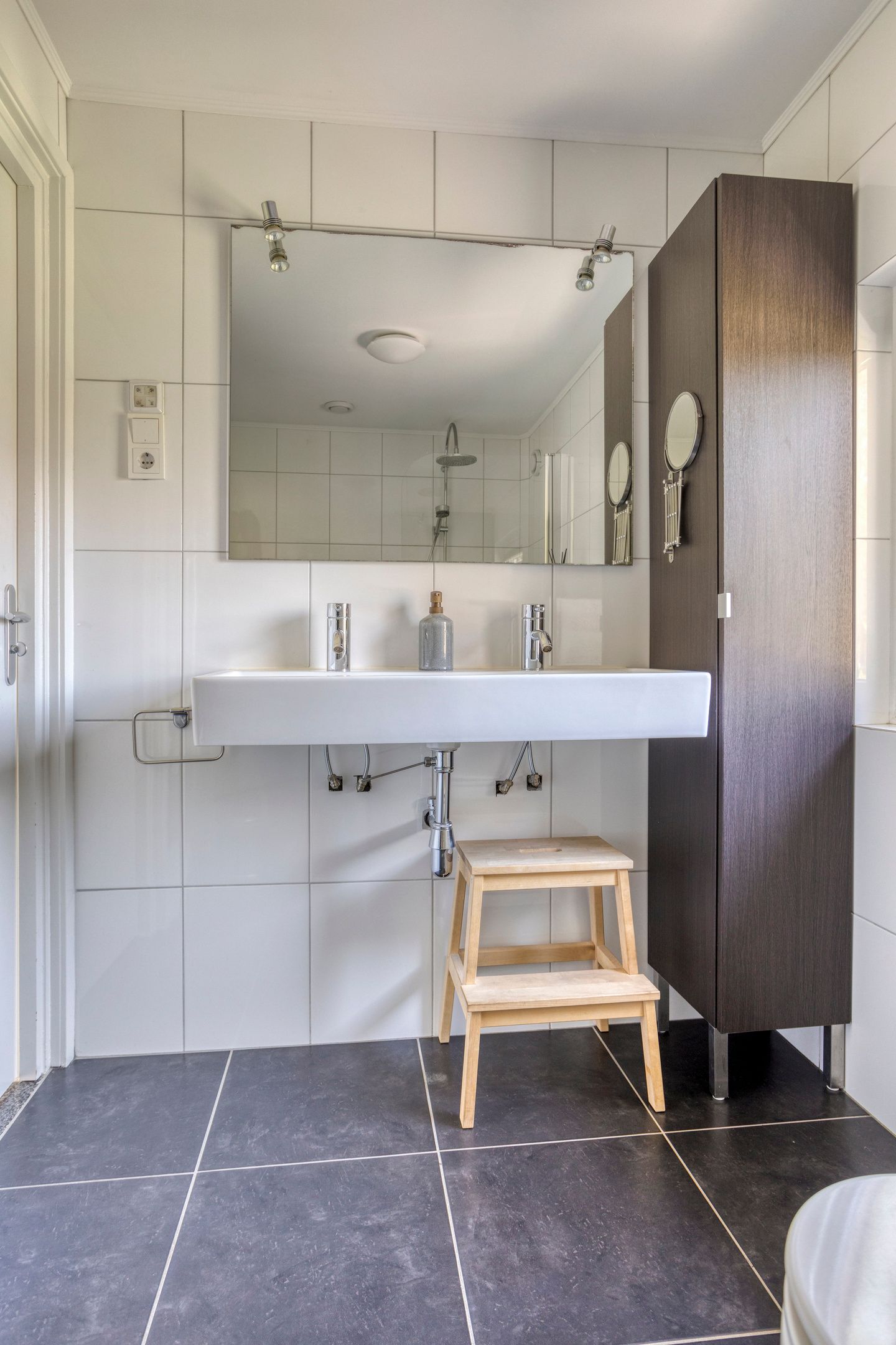 Foto 21 van Burgemeester van der Weidenlaan 56