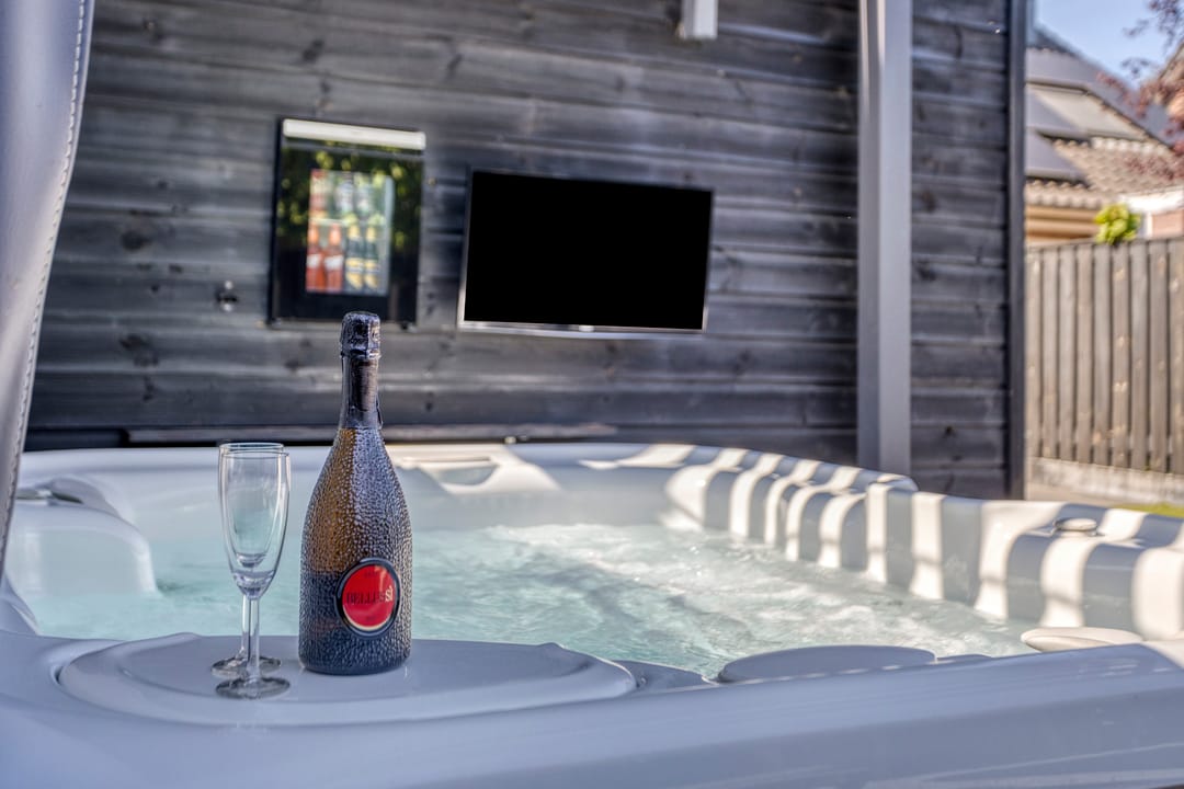 Foto 28 van Burgemeester van der Weidenlaan 56