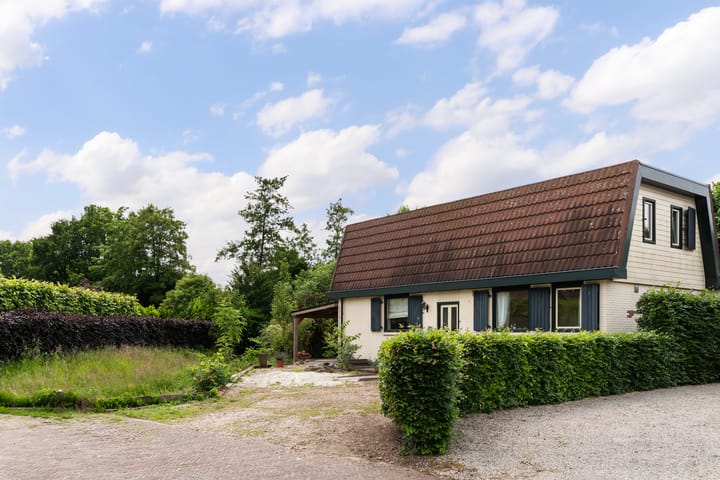 Photo 2 of Kerkstraat 101