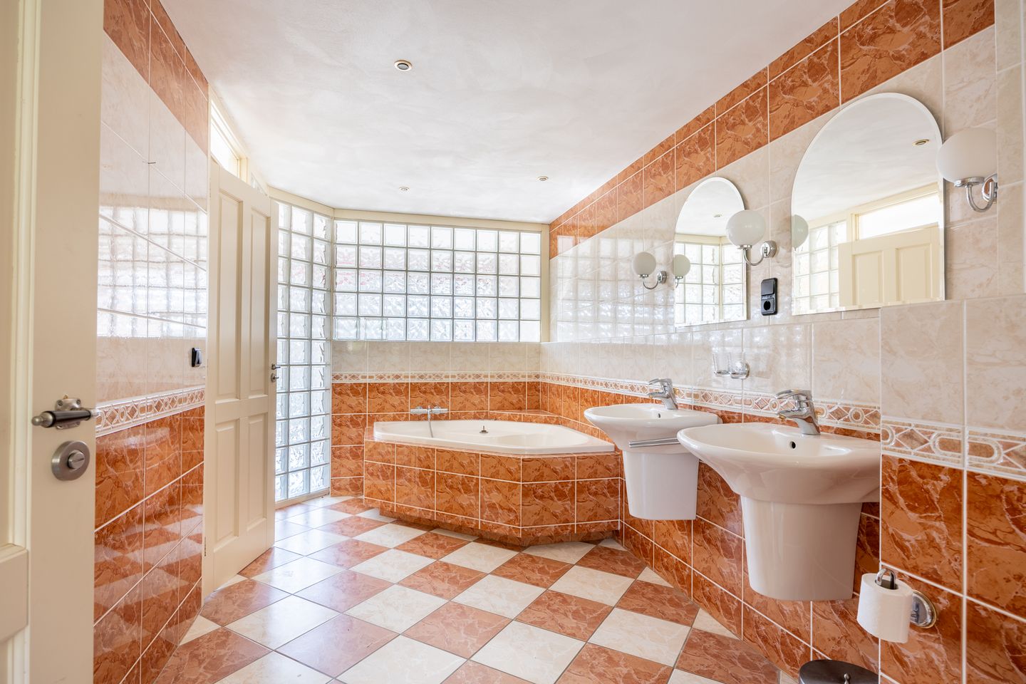 Foto 19 van Koningsholster 66