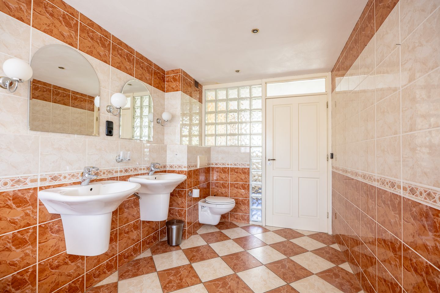 Foto 20 van Koningsholster 66