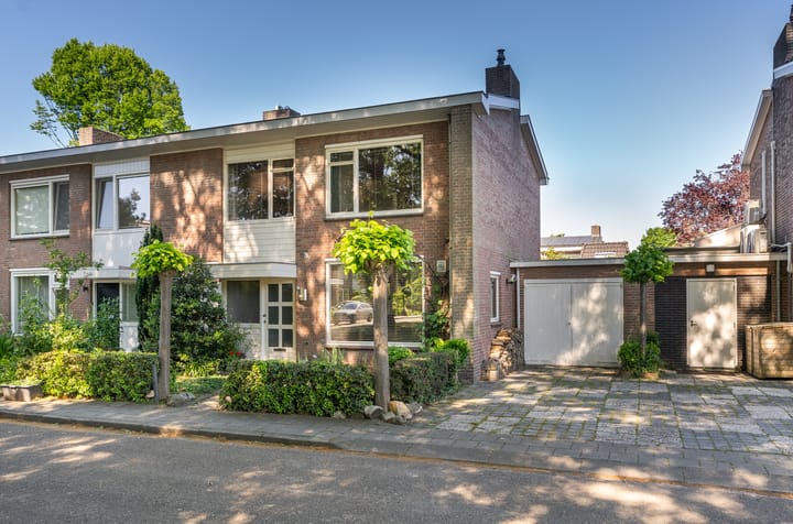 Foto 1 van Lindenplein 5