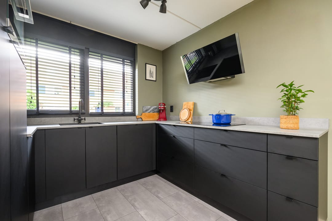 Photo 7 of Adrienne Solserstraat 26