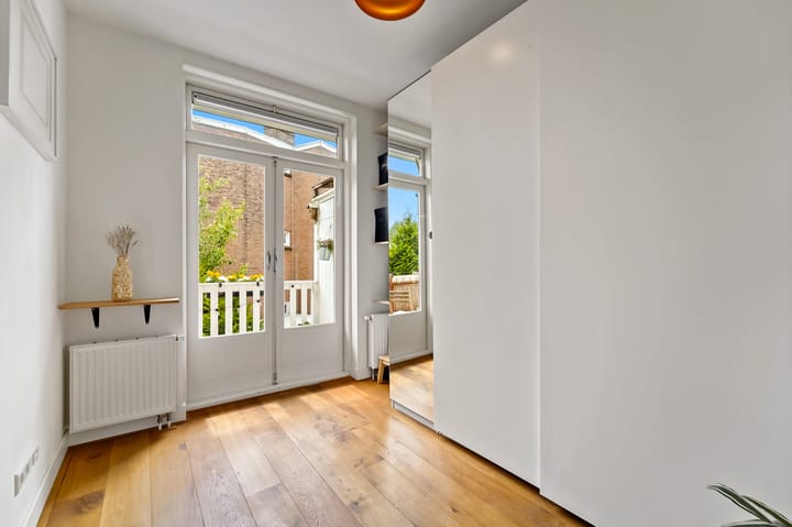 Foto 22 van Juliana van Stolberglaan 163