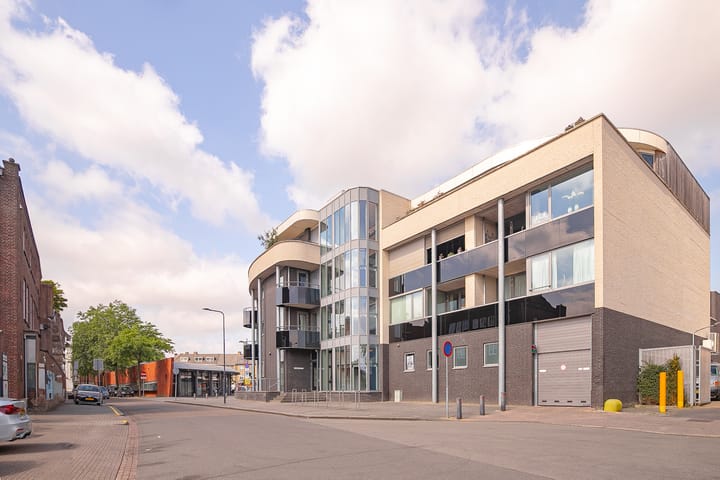 Foto 23 van van Sonsbeecklaan 2-A