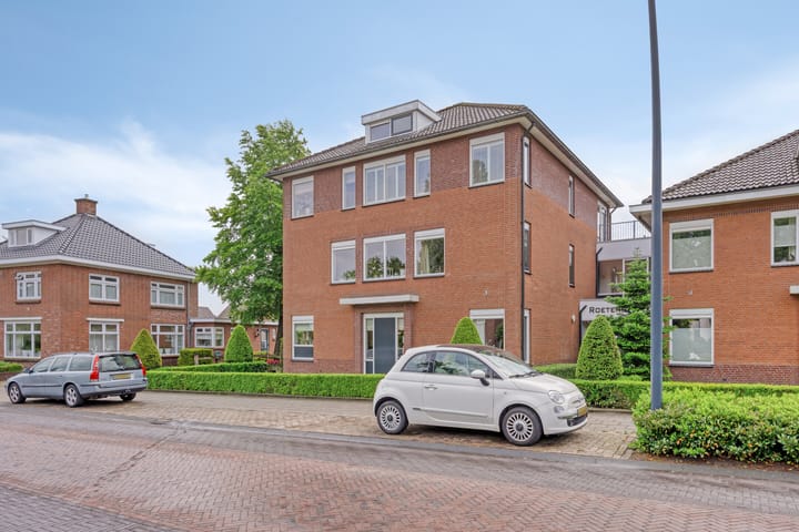 Photo 5 of Denekamperstraat 16-A