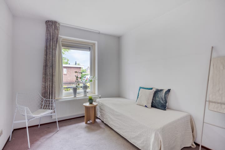 Photo 32 of Denekamperstraat 16-A