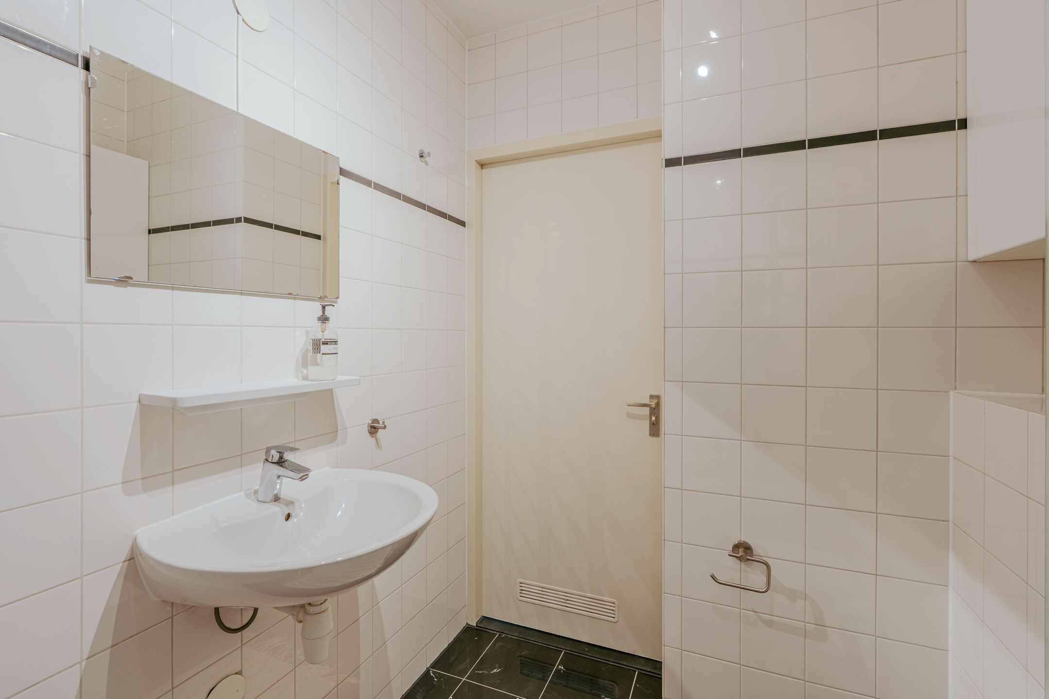 Foto 21 van Van Spilbergenstraat 121-3