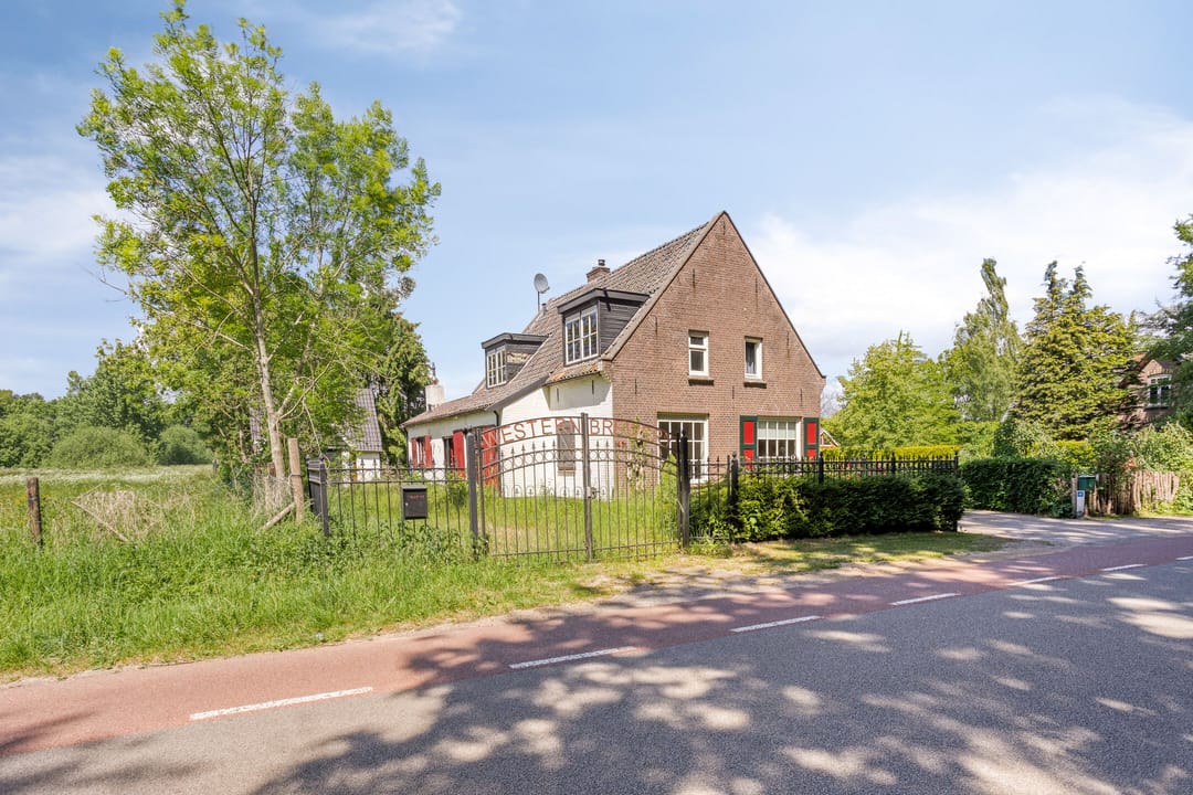 Foto 1 van Almenseweg 47