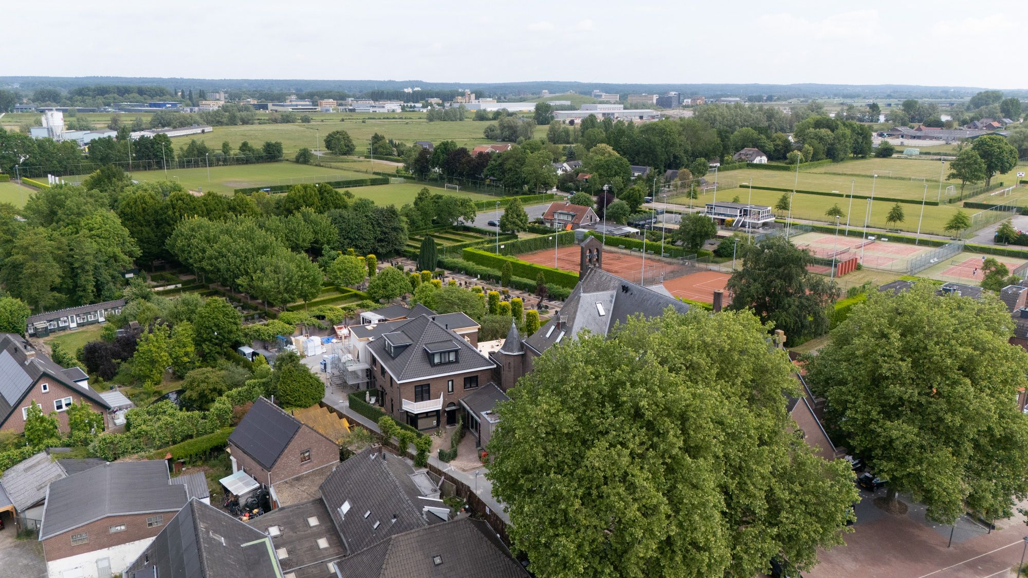 Foto 45 van Dorpstraat 107-C