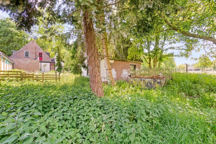 Foto 22 van Almenseweg 47