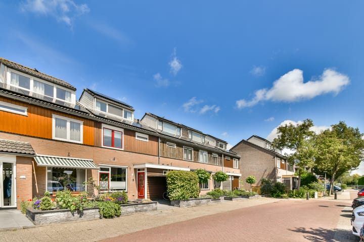 Foto 1 van Prins Clausstraat 3