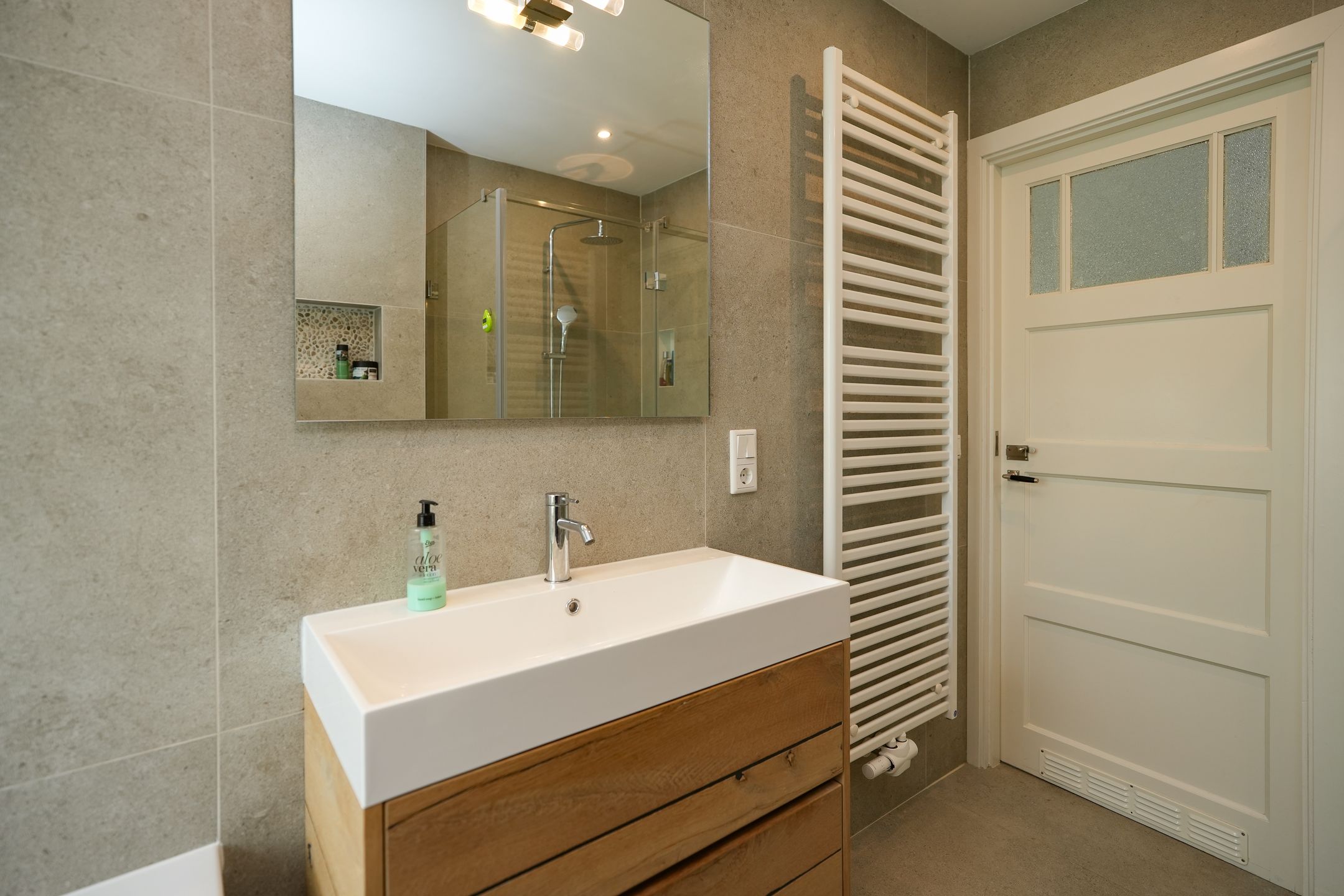 Photo 24 of van Beethovenstraat 47