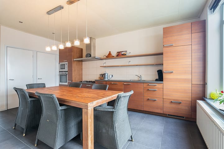 Photo 7 of Willemsweg 9