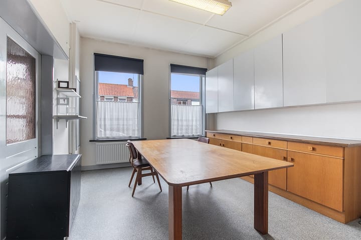 Photo 8 of Willemsweg 9