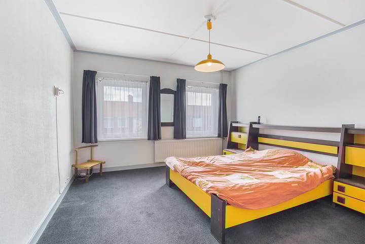 Photo 10 of Willemsweg 9