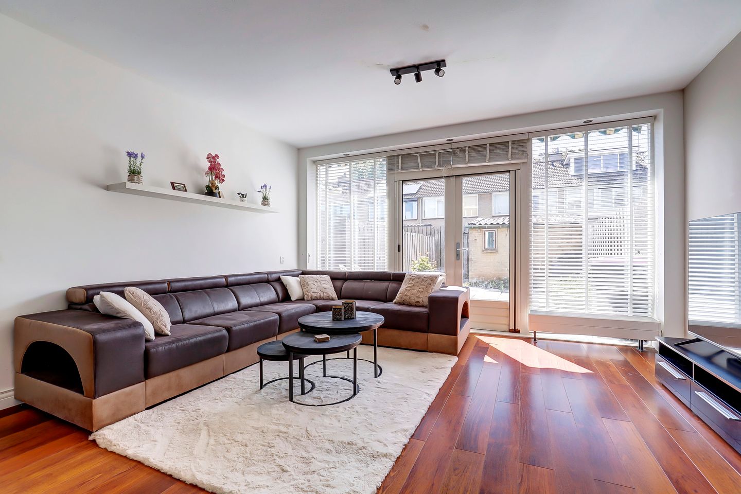 Foto 10 van Beverveen 411