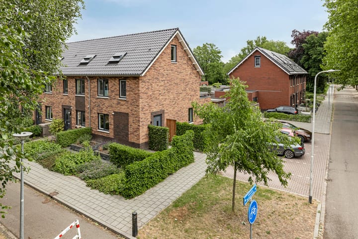 Photo 4 of Rembrandtstraat 1