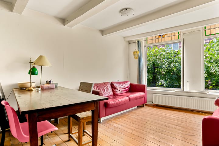 Foto 10 van Warmoesstraat 19