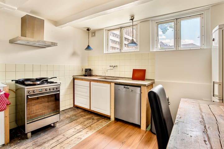 Foto 17 van Warmoesstraat 19